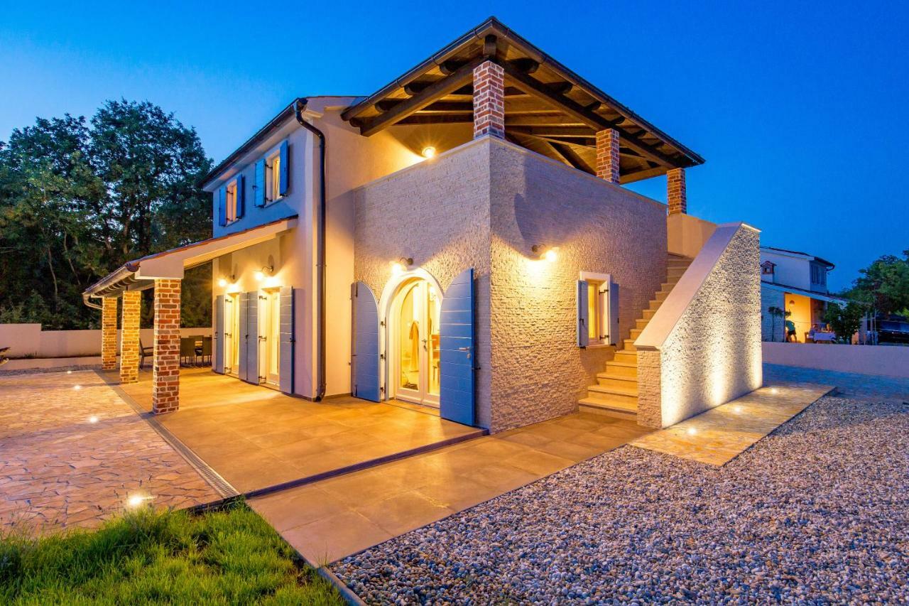 Villa Leticia Hreljici Luaran gambar