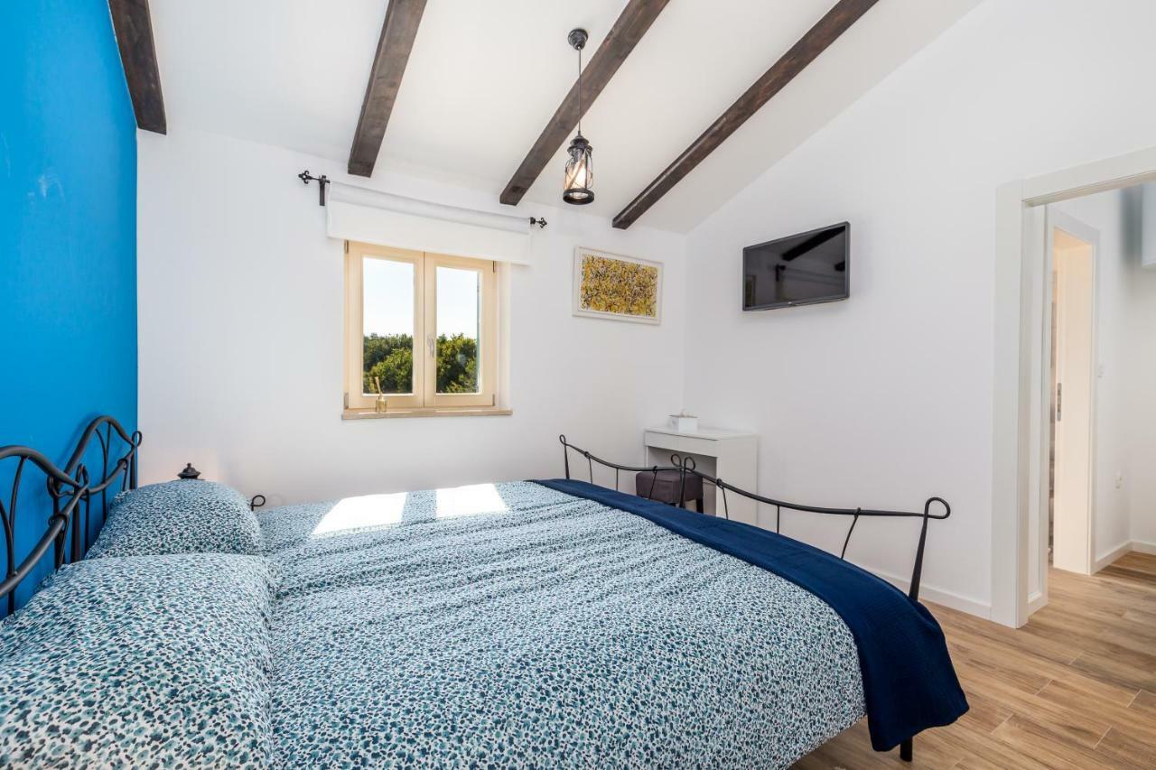 Villa Leticia Hreljici Luaran gambar